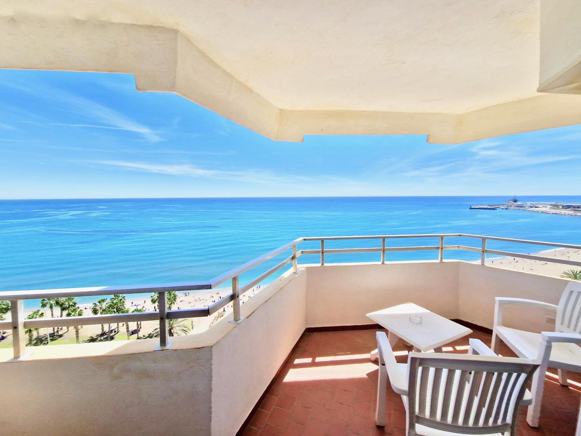 Sr Malagueta Beach Front Wonderful Sea View Malaga Luaran gambar