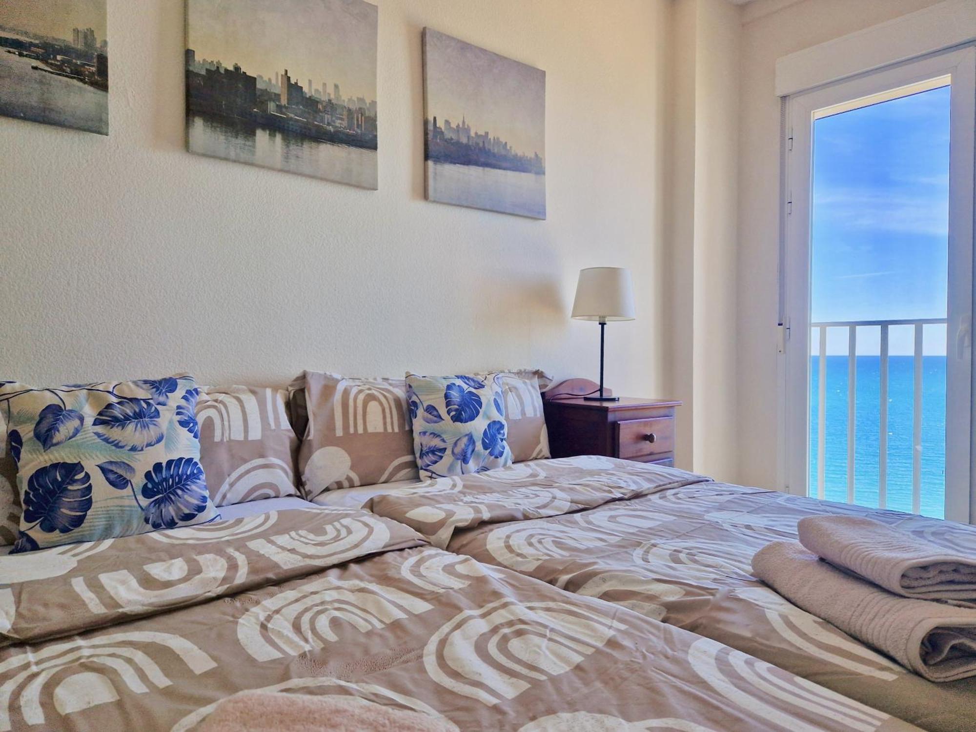 Sr Malagueta Beach Front Wonderful Sea View Malaga Luaran gambar
